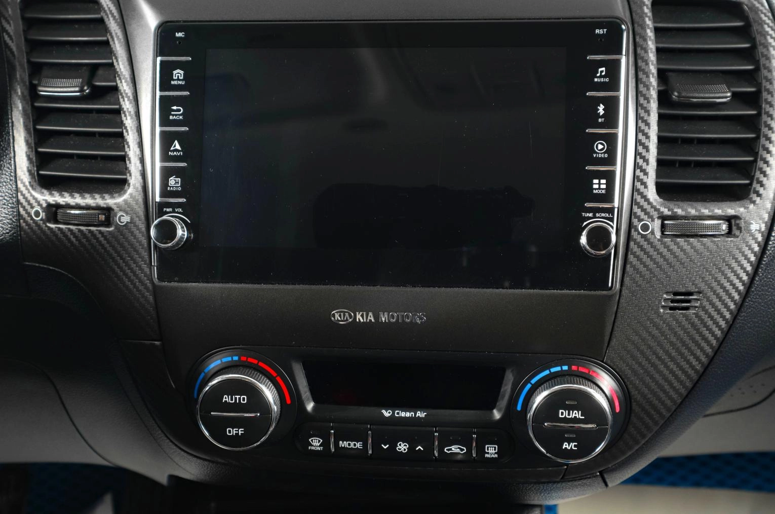 KIA Cerato 16 из 20