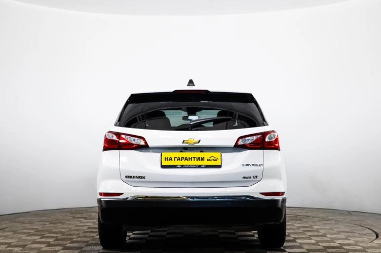 Chevrolet Equinox 5 из 6