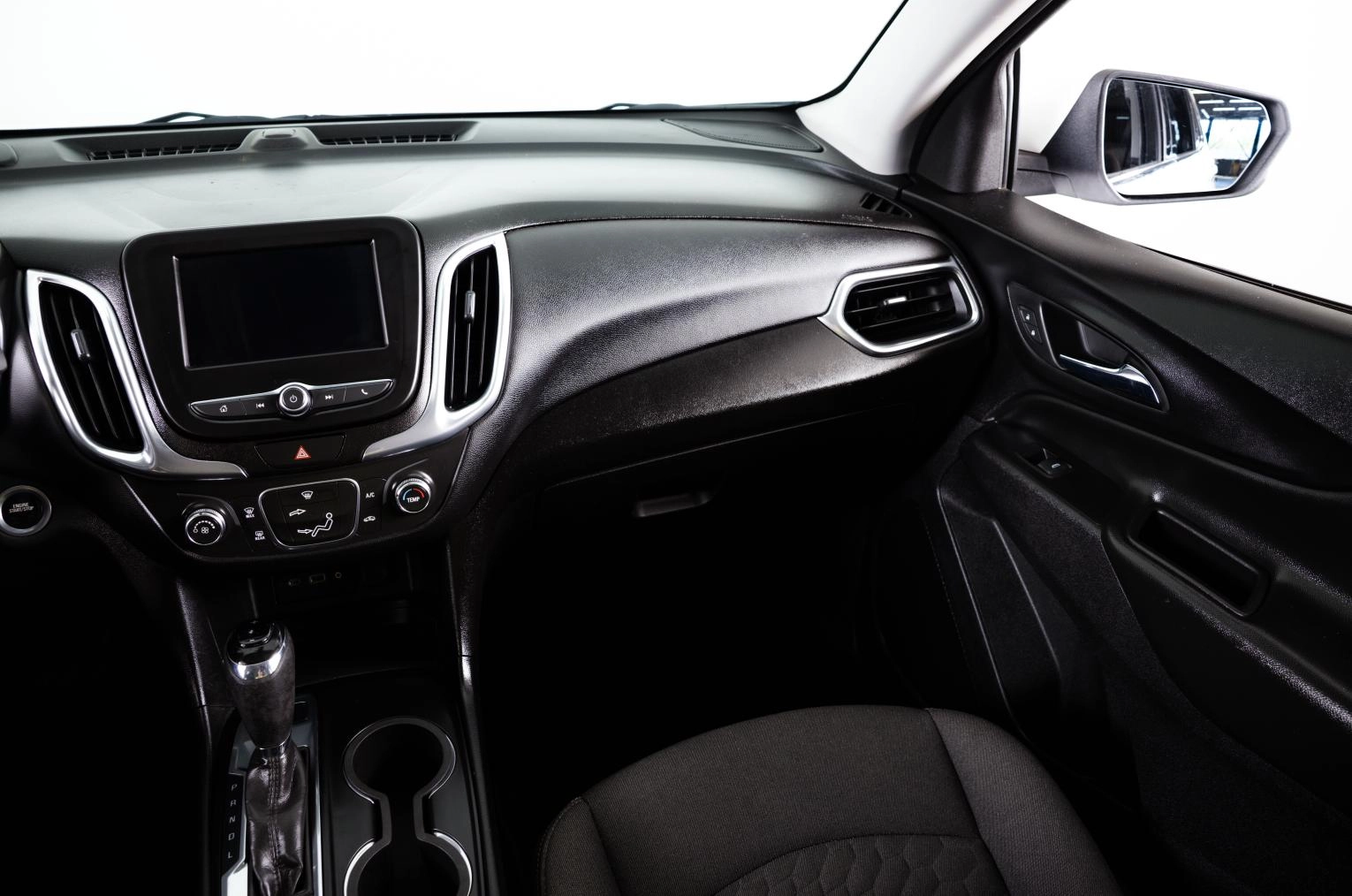 Chevrolet Equinox 15 из 26