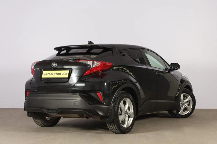 Toyota C-HR 6 из 6