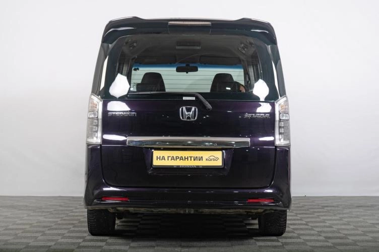 Honda Stepwgn Spada 4 из 6