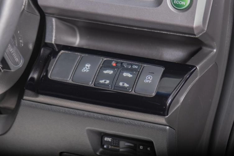 Honda Stepwgn Spada 9 из 20