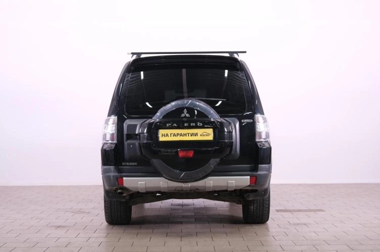Mitsubishi Pajero 5 из 6