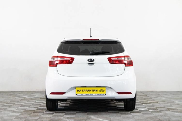 KIA Rio 5 из 6