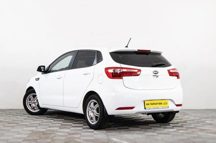 KIA Rio 4 из 6