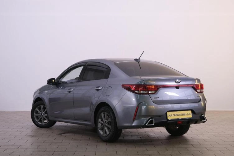 KIA Rio 4 из 6