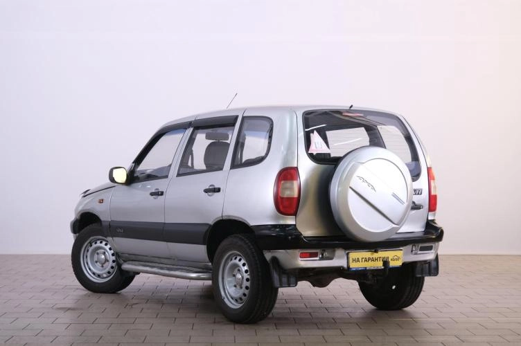 Chevrolet Niva 4 из 6
