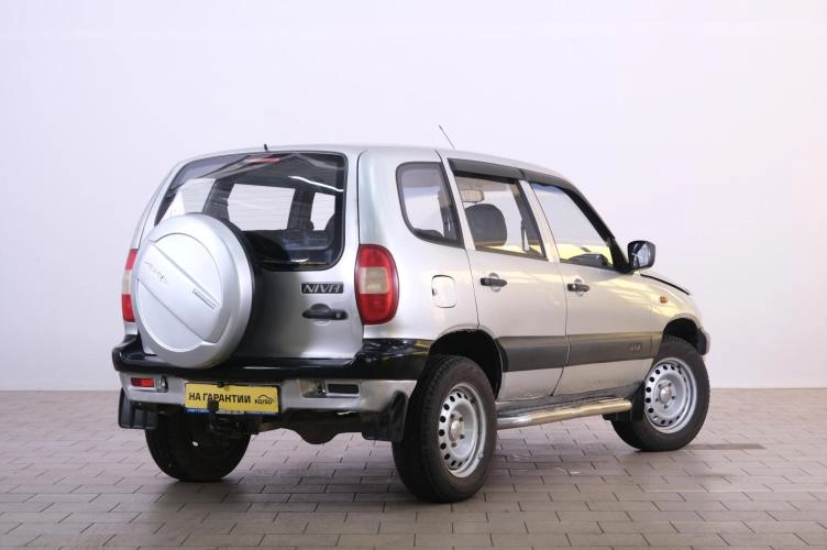 Chevrolet Niva 6 из 6