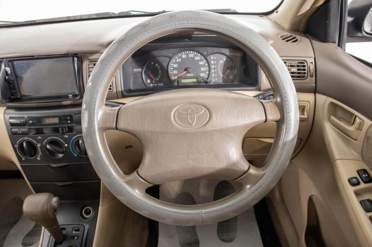 Toyota Corolla 11 из 21