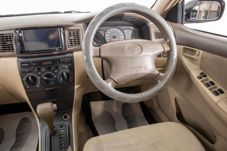 Toyota Corolla 12 из 21