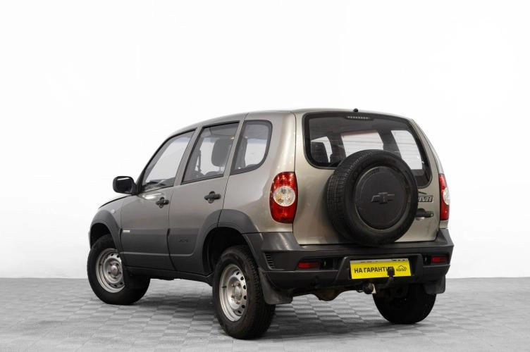 Chevrolet Niva 6 из 6