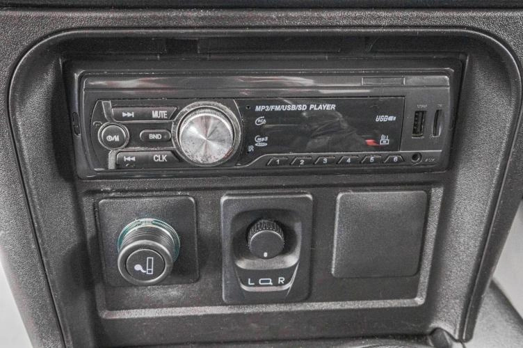 Chevrolet Niva 15 из 21