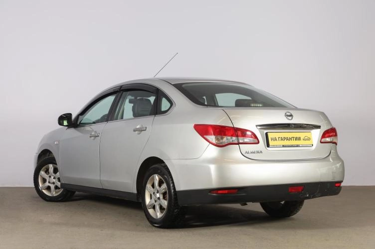 Nissan Almera 4 из 6