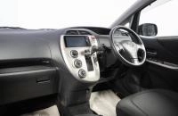 Toyota Ractis 9 из 17