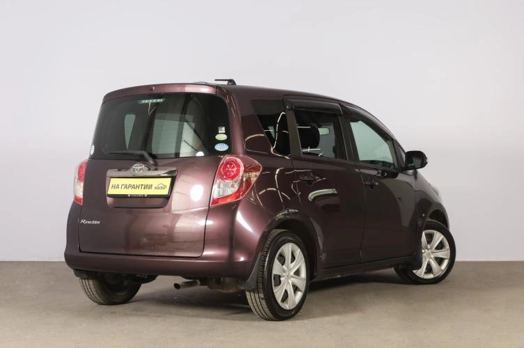 Toyota Ractis 6 из 6