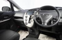 Toyota Ractis 7 из 17