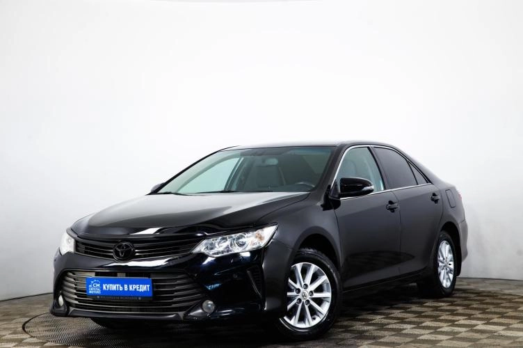 Toyota Camry 3 из 6