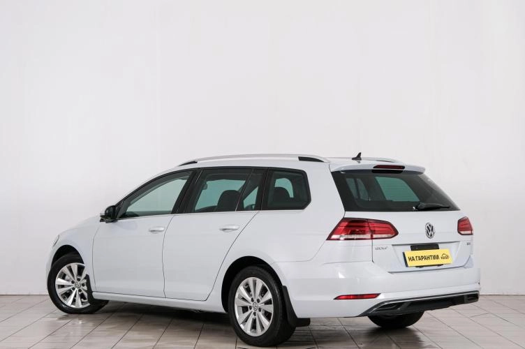 Volkswagen Golf 4 из 6