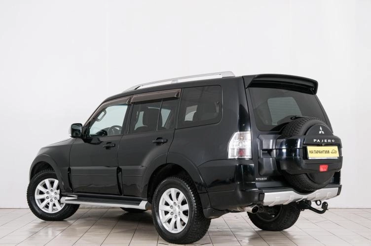 Mitsubishi Pajero 4 из 6