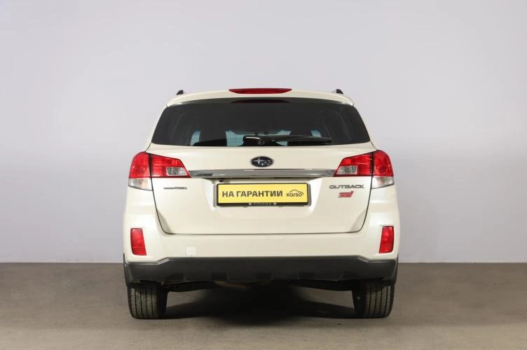 Subaru Outback 5 из 6