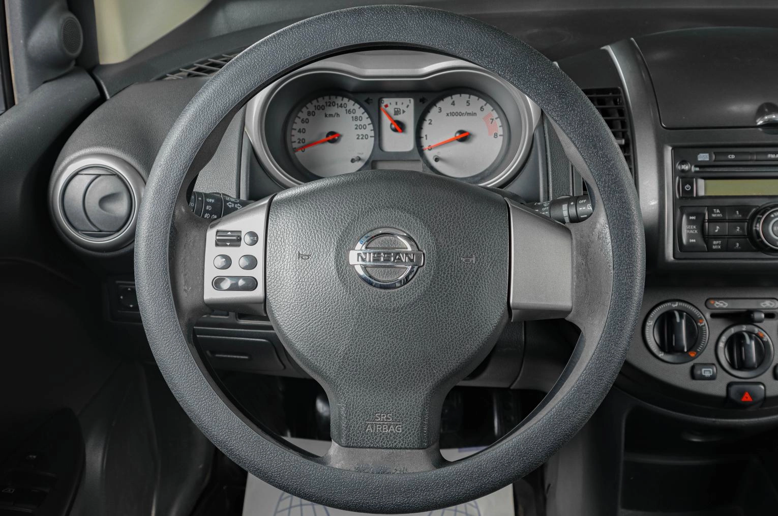 Nissan Note 13 из 18