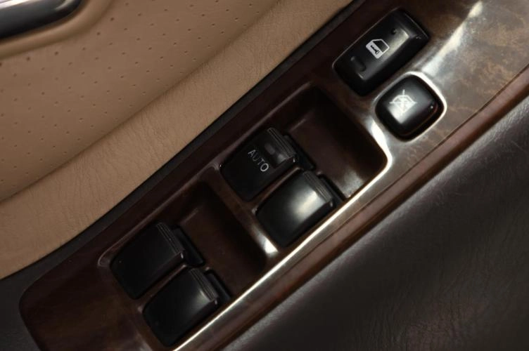 Toyota Highlander 13 из 16
