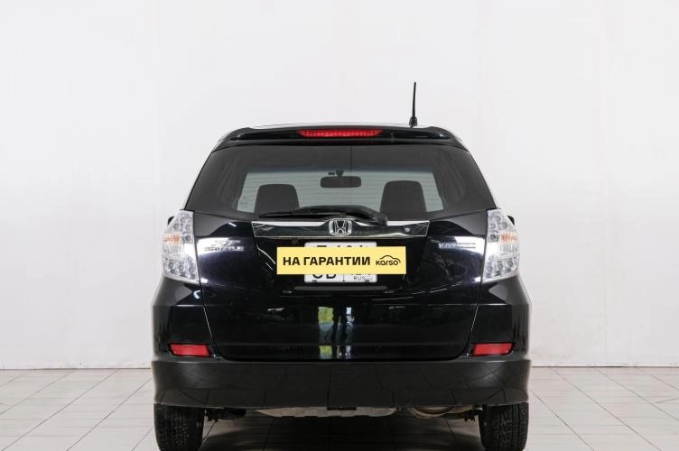 Honda Fit Shuttle 5 из 6