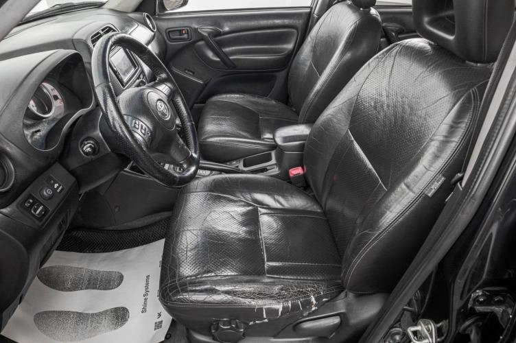 Toyota RAV4 10 из 24