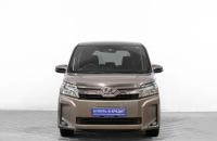 Toyota Voxy 2 из 24