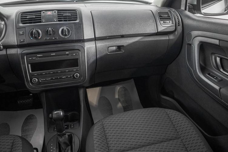 Skoda Fabia 20 из 24