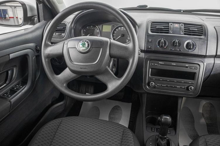 Skoda Fabia 14 из 24