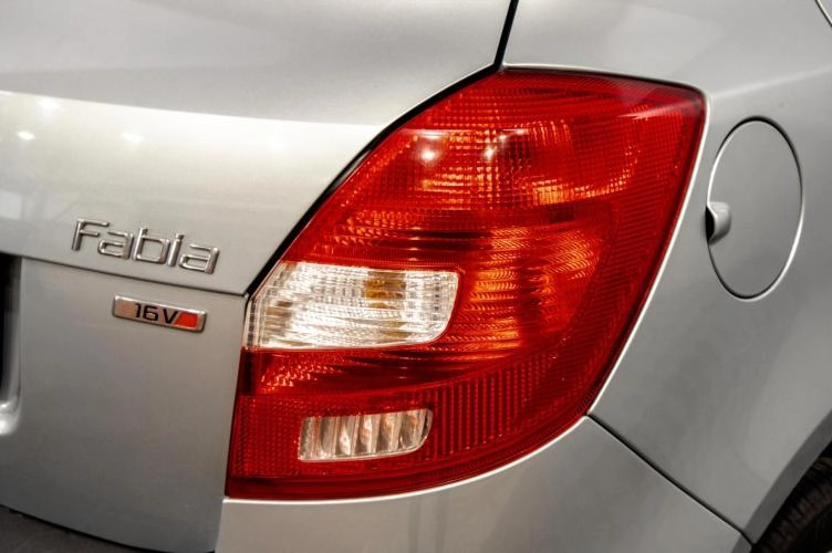 Skoda Fabia 8 из 24