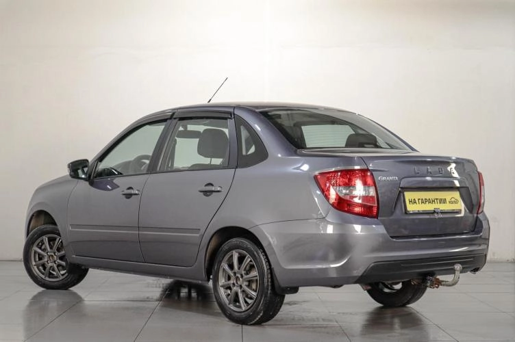 ВАЗ (LADA) Granta 4 из 17