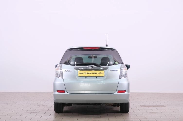 Honda Fit Shuttle 5 из 6