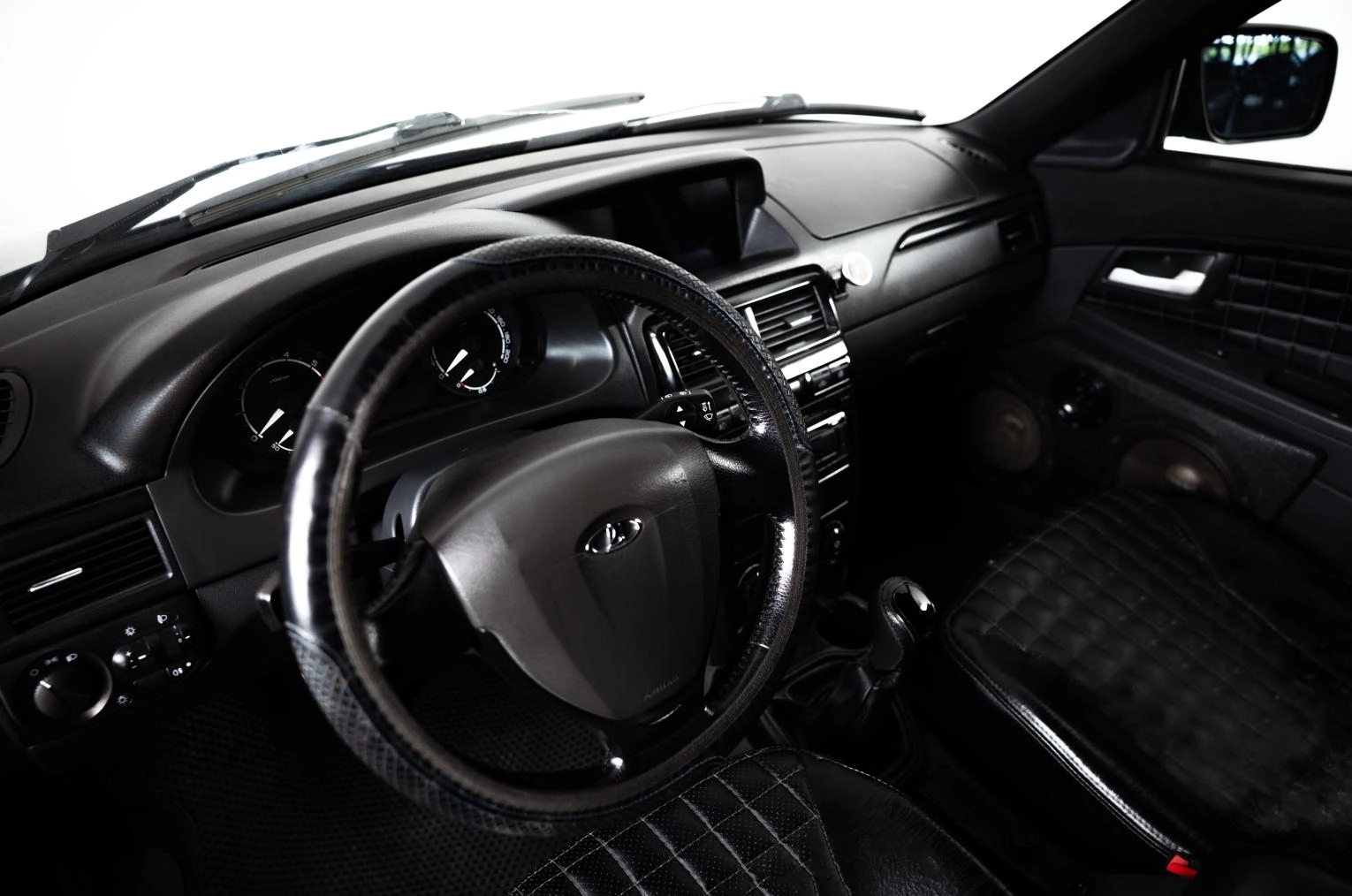 ВАЗ (LADA) Priora 7 из 17