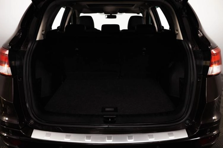 Dongfeng AX7 8 из 29