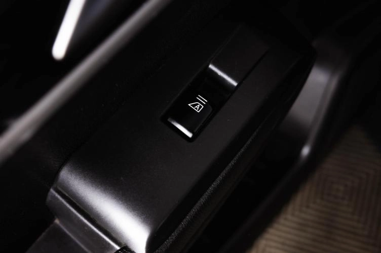 Dongfeng AX7 27 из 29