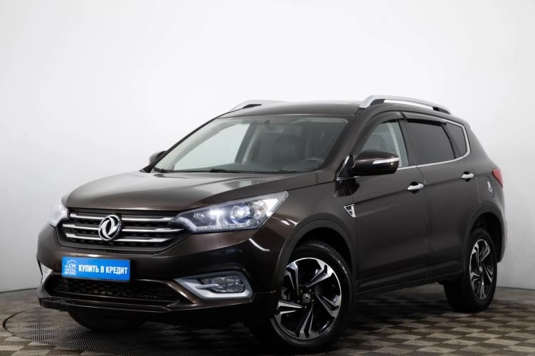 Dongfeng AX7 3 из 6