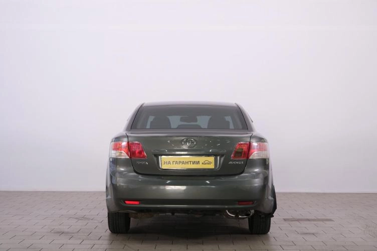 Toyota Avensis 5 из 6