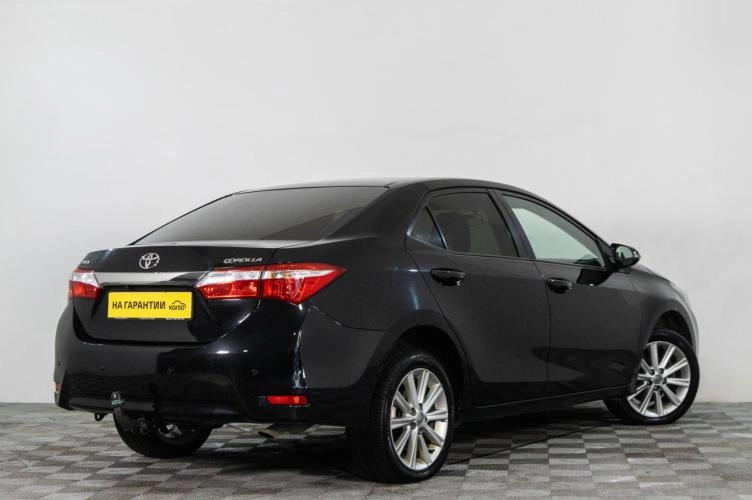 Toyota Corolla 4 из 6
