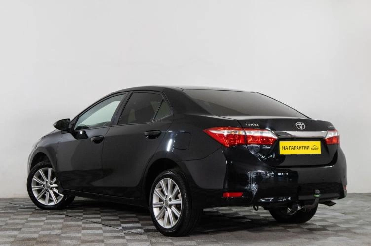 Toyota Corolla 6 из 6