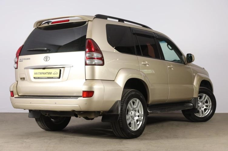 Toyota Land Cruiser Prado 6 из 6