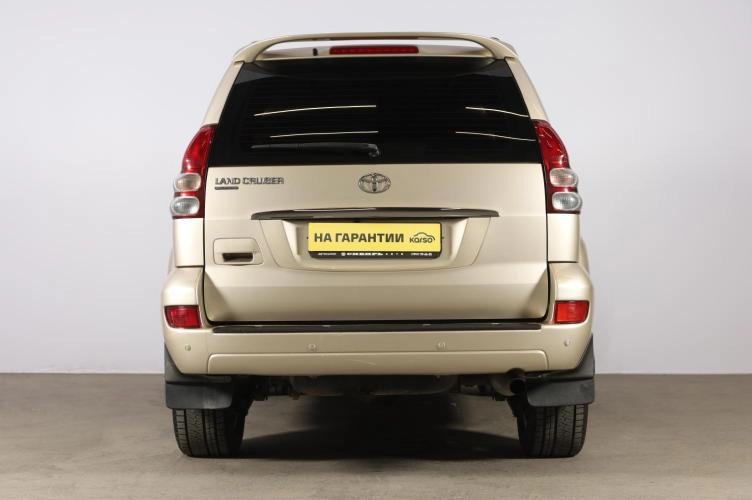 Toyota Land Cruiser Prado 5 из 6