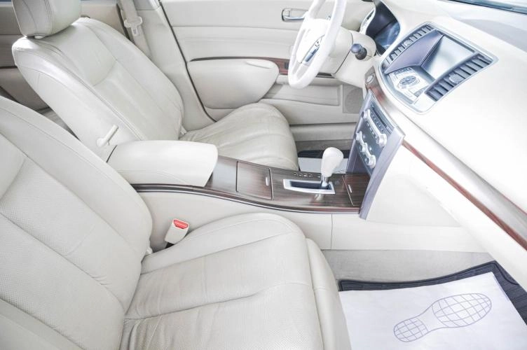 Nissan Teana 9 из 25