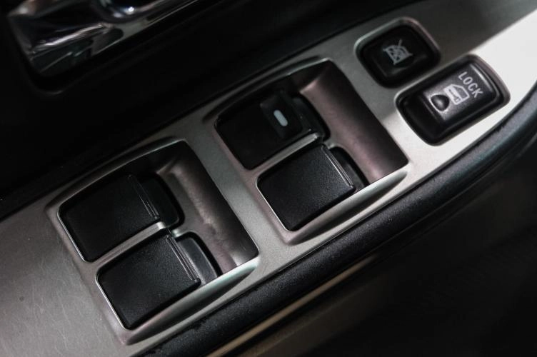 Mitsubishi Pajero 24 из 28