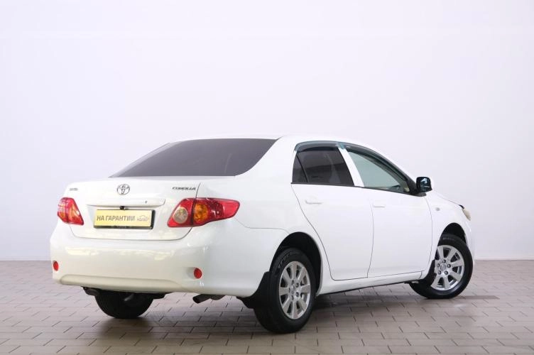 Toyota Corolla 6 из 6