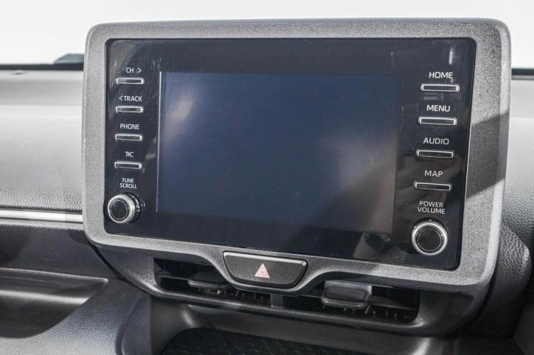 Toyota Yaris 17 из 25
