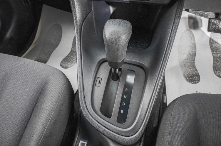 Toyota Yaris 19 из 25
