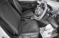 Toyota Yaris 10 из 25