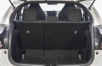 Toyota Yaris 25 из 25